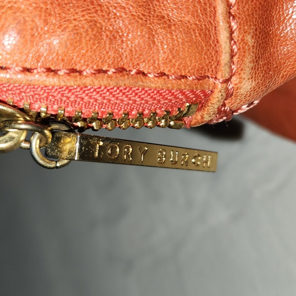 Small Tory Burch shoulder/cross body bag - Picture 2 of 10